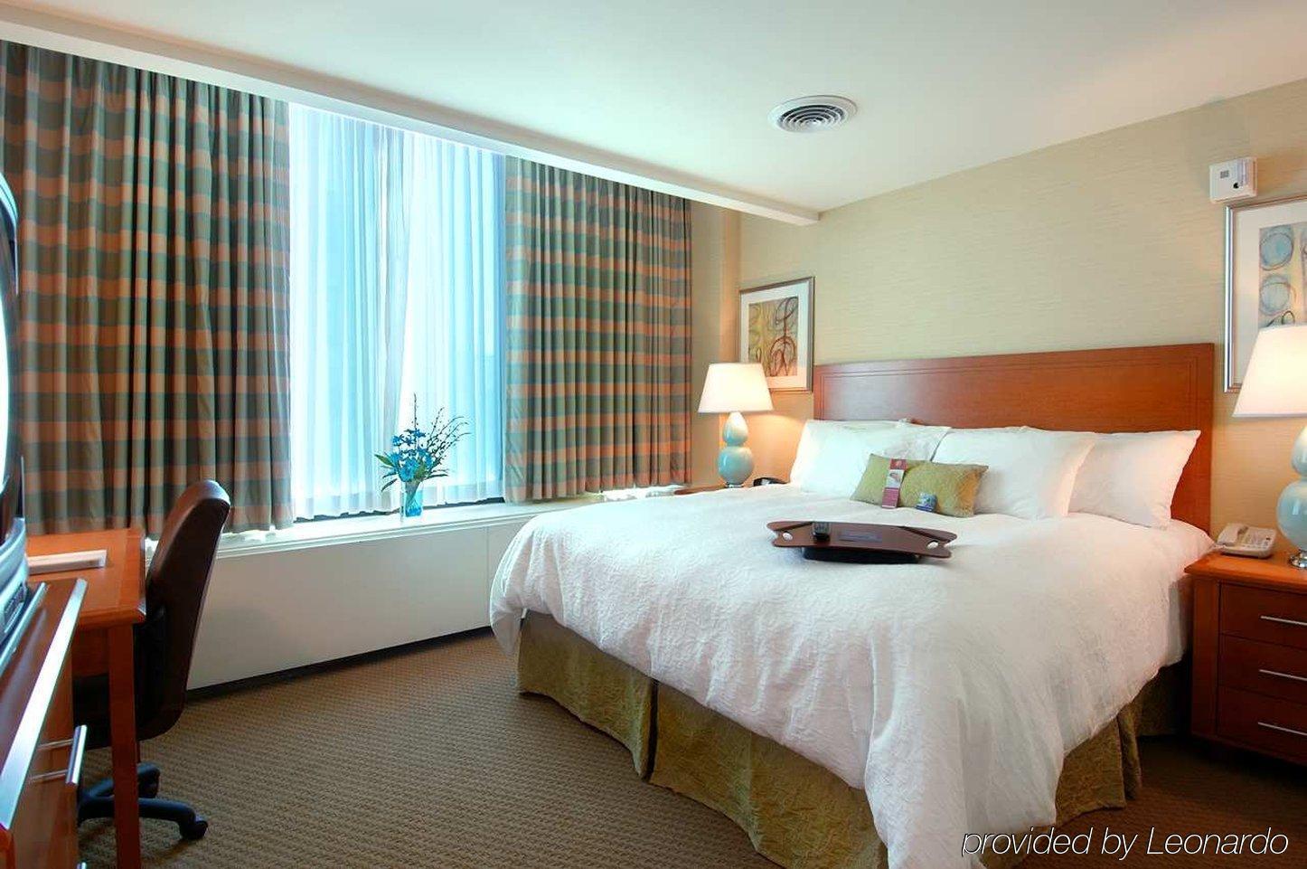 Hampton Inn & Suites Milwaukee Downtown Habitación foto